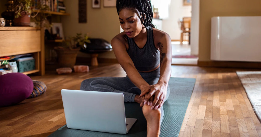 What are the advantages of exercising at home?