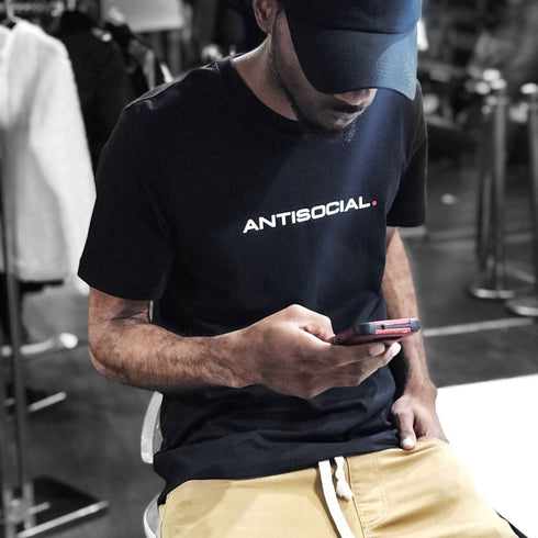 ANTISOCIAL (t-shirt)